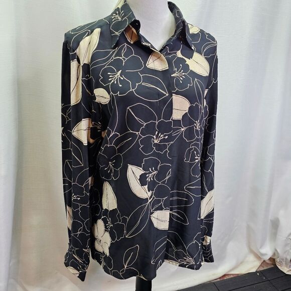 MaxMara Vintage Black and Cream Floral Silk Button Front Blouse Size 10 - Picture 2 of 10